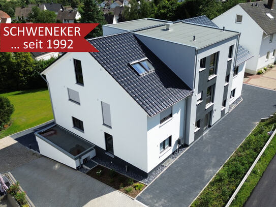 Provisionsfrei! Großzügige, helle Neubauwohnung mit überdachtem Balkon und schönem Blick in Hiddenhausen