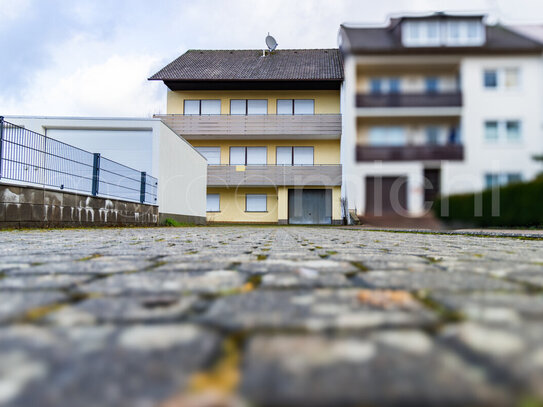 Renovierungsbed. 3-Familienhaus im Herzen von Bad Bocklet!! Ihre Kapitalanlage in zentraler Lage!!