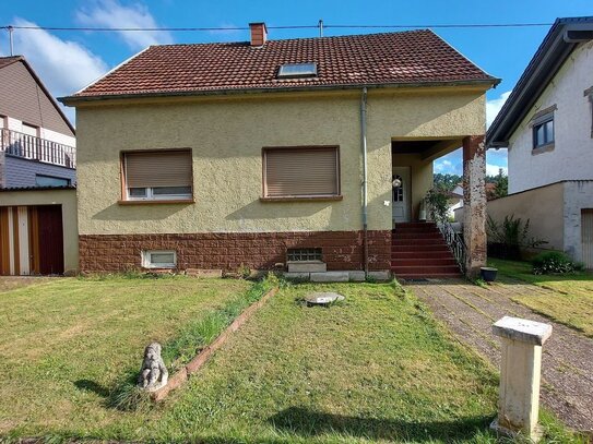 Einfamilienhaus mit Garten in Beckingen-Erbringen