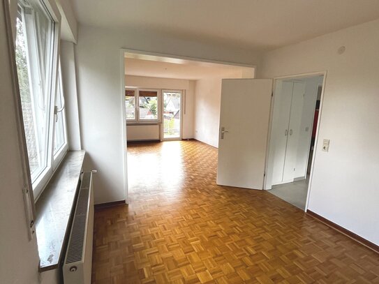 ZU VERMIETEN: Toll geschnittene 3 Zimmer-Wohnung (ca. 88 m²) mit Balkon und Garage in Möhnesee-Wamel