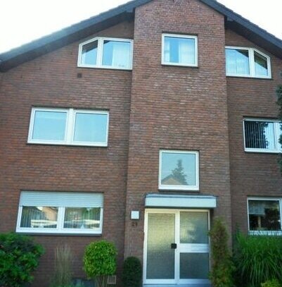 3 1/2 - Zimmer-Maisonette-Wohnung mit Garage und großen Balkon im Schillviertel