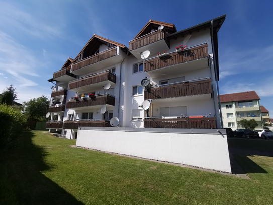 Helle 3 Zimmer Wohnung mit Balkon und Tiefgaragenstellplatz in Bonndorf