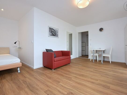 Modern möblierte Wohnung mit Balkon in Stuttgart Mitte