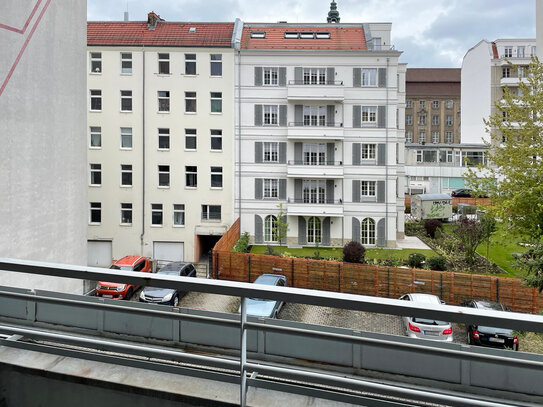 1-Zi-Wohnung mit Lift und Balkon in gefragter City-Lage - TG-Platz optional erwerbbar