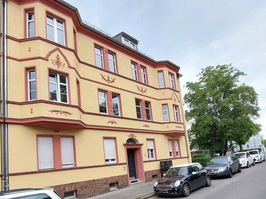 3-Zimmer-Wohnung mit Balkon in der Spremberger Vorstadt zu vermieten!