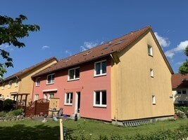 Erstbezug nach Sanierung mit Einbauküche und Balkon