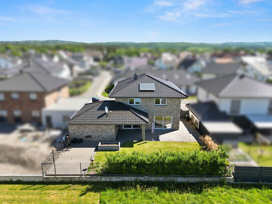 Ihr neues Zuhause: Freistehendes Einfamilienhaus in Top-Lage