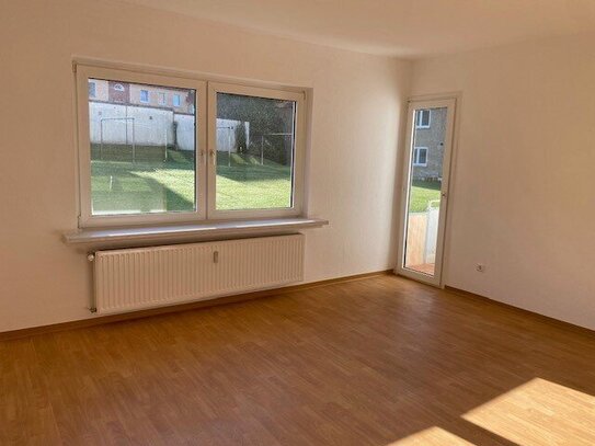 Erdgeschosswohnung mit Balkon und Tageslichtbad