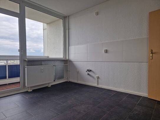 Schöne 2,5-Zimmer-Wohnung mit großer Küche!
