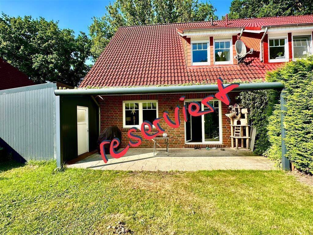 Real Estate Title Image Background