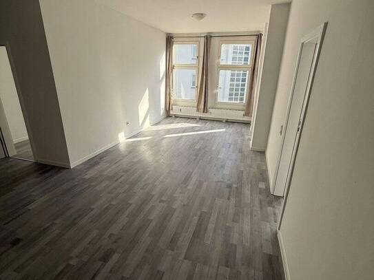 Schöne 3-Zimmerwohnung im 1. OG im Herzen von Opladen
