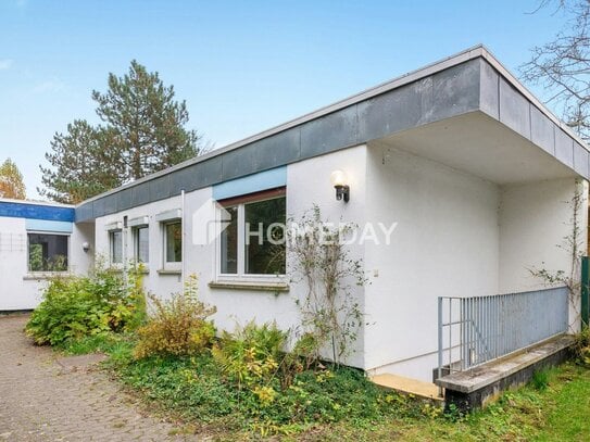 Erbpacht und bezugsfrei! Sanierungsbedürftiger Bungalow auf 1450 m² großem Erbpachtgrundstück!