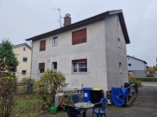 Zweifamilienhaus mit Garage