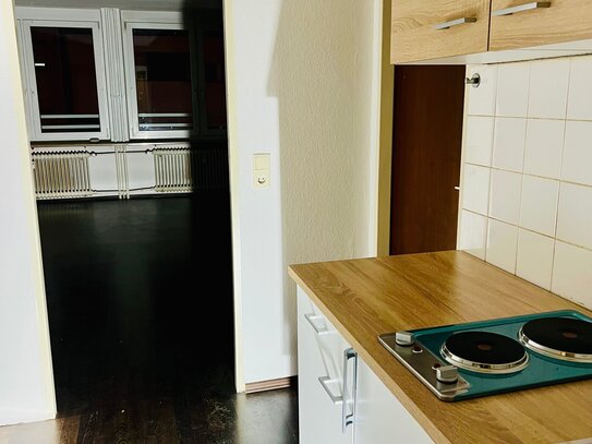 +++WUNDERVOLLE 1-ZIMMER WOHNUNG MIT MODERNER KÜCHE UND AUFZUG IM 3. STOCK+++