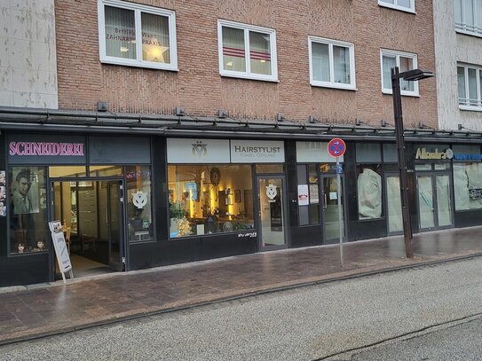 Friseursalon (ca. 124 m²) mit ca. 4 m Fensterfront in 23552 Lübeck/City - Königstraße/Haerder-Center