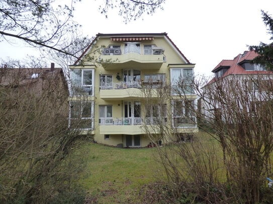 Gut vermietete Maisonette-Wohnung, unweit dem Berliner Forst ***Terrasse mit Gartenzugang***Laminatfußboden***EBK***