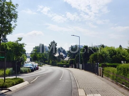 Grundstück mit Potenzial in Dreieich!