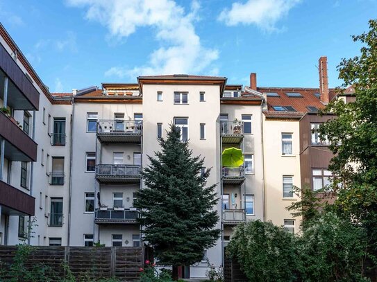 Gohlis: saniert I geräumige Küche mit neuer Einbauküche I Balkon I modernes Bad mit Dusche