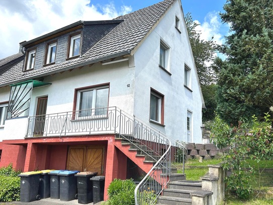 3 zum Preis von 1!!! Einfamilienhaus + Zweifamilienhaus mit Weitblick in die Eifel.