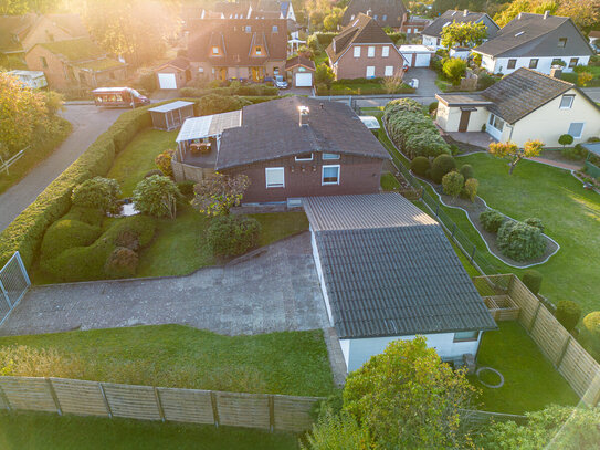 ***Bungalow mit Einliegerwohnung, Sauna und großem Garten in Sottrum-Stuckenborstel