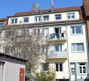 032/008 Zentral gelegene 3 ZKB-Wohnung im 3. OG links