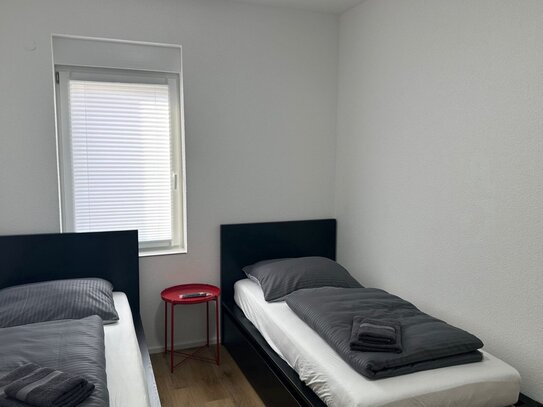 Gästezimmer mit TV, Internet, 2x Etagendusche/WC, Gästeküche, Waschmaschine und Trockner