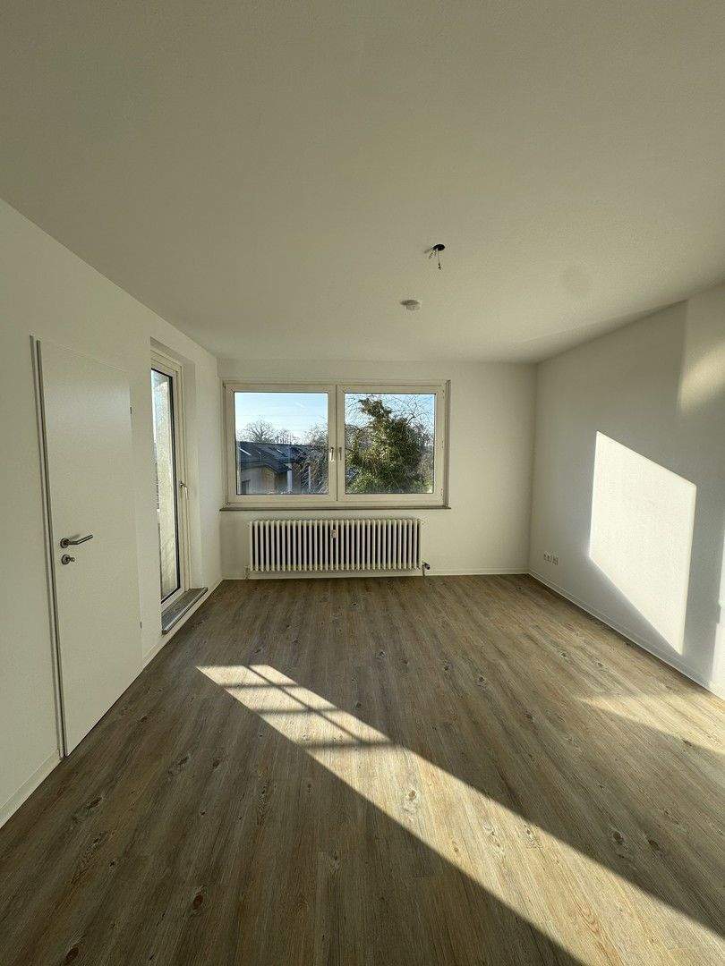 Reserviert! - Faktor 18-19 Provisionsfreie, Sanierte/Renovierte 1-Zimmer Wohnung