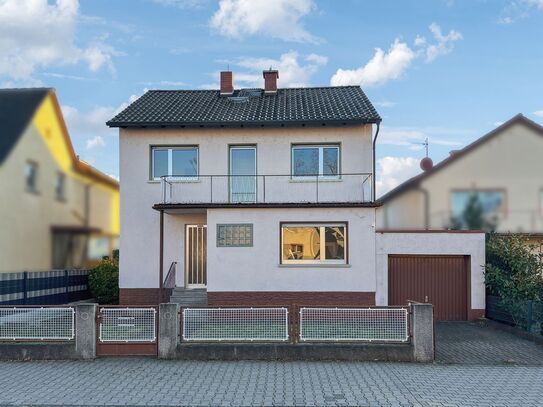 Verwirklichen Sie Ihre Wohnträume - Großzügiges Haus mit Renovierungsbedarf in Bürstadt