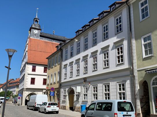 Gemütliche 2-Raum-Maisonette mit Aufzug - Wohnen direkt am Marktplatz von Hildburghausen