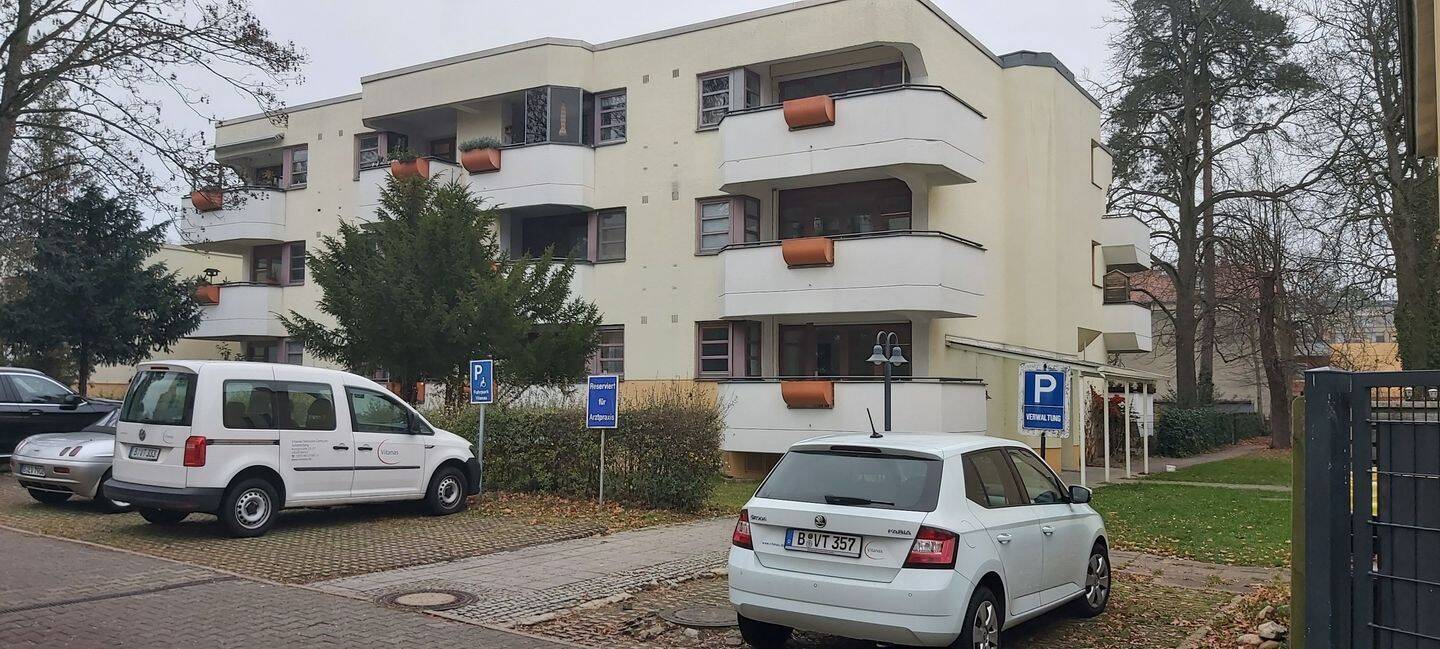 Charmante 1,5 Zimmer-Wohnung im grünen Wannsee ab 65 Jahre - Photo 1