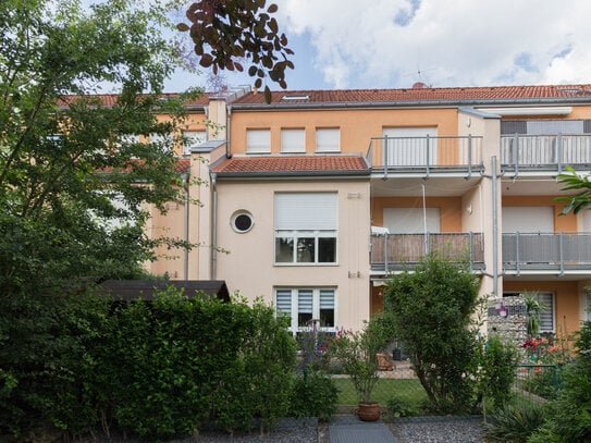 Traumhafte 3-Zi.-Maisonette mit Balkon u. abschließb. Tiefgarage in Wendelstein-Röthenbach St.Wolfgang