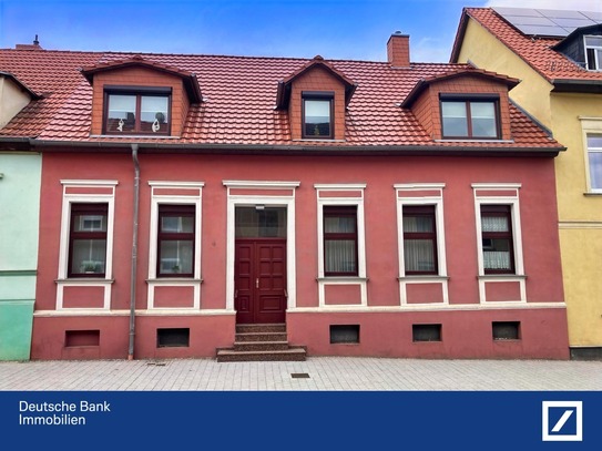 Gepflegtes Reihenmittelhaus mit idyllischem Garten in guter Lage!