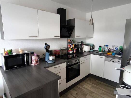 Wohnung mit Küche sucht Nachmieter!