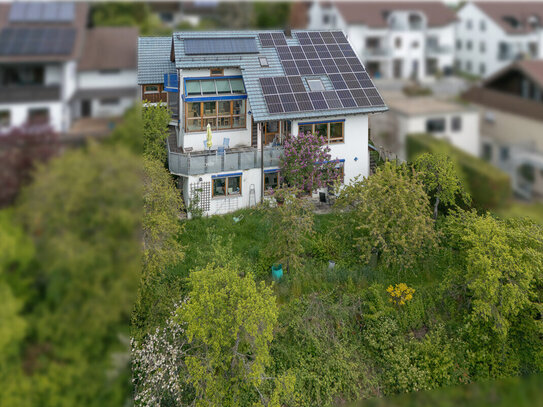 Großzügiges Einfamilienhaus mit einer Einliegerwohnung