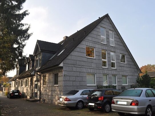 Außergewöhnliche 3-Zimmer-Maisonettewohnung in grüner und zentraler Sackgassenlage