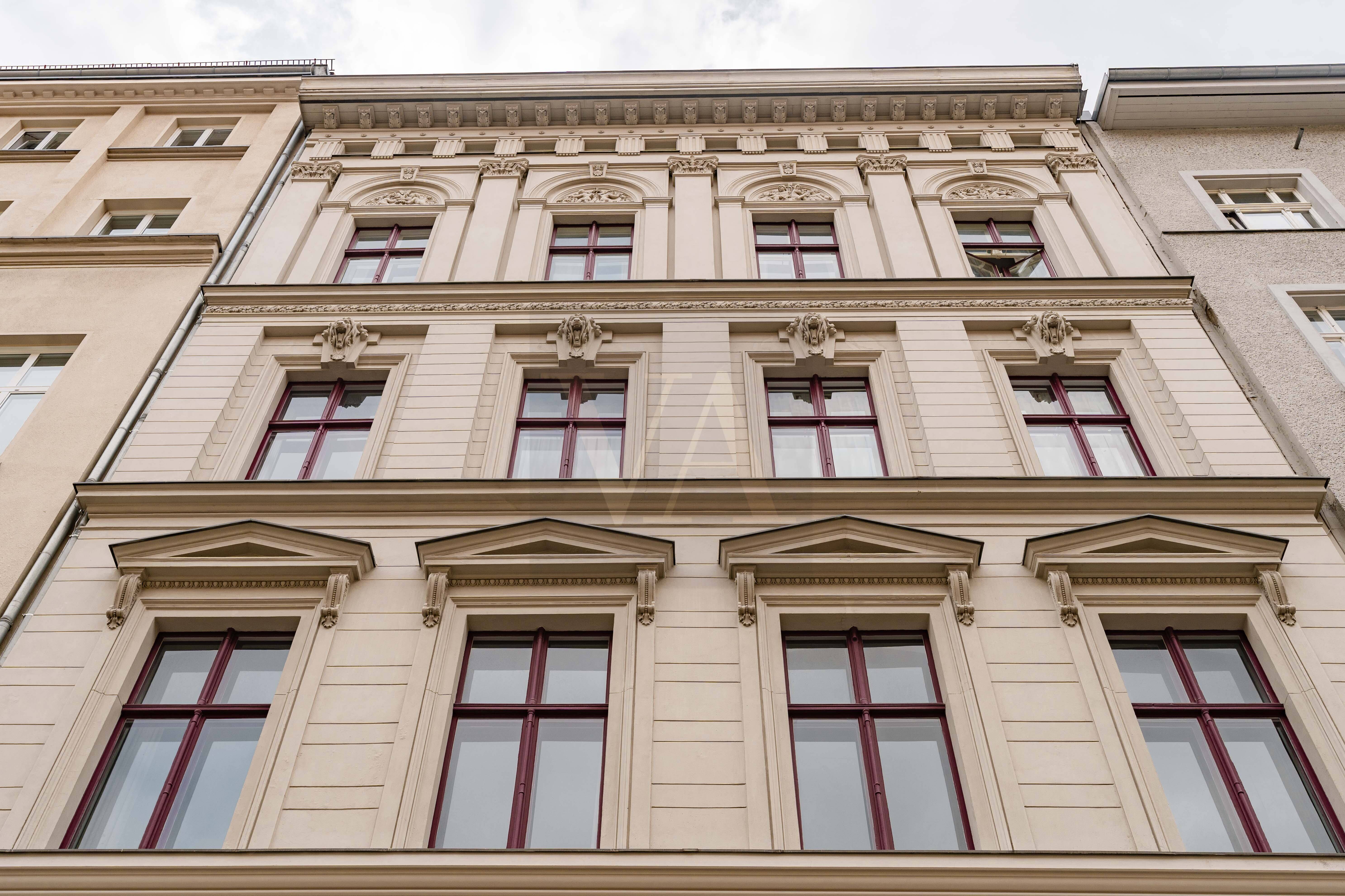 Spektakuläres Galerie-Penthouse mit Kamin und Sauna – in Top Adresse am Gendarmenmarkt - Photo 1