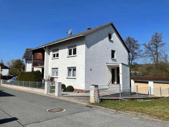 Zweifamilienhaus mit Potential zur TOP Rendite