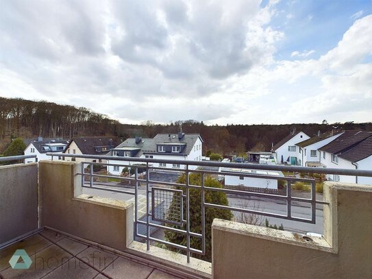 Sofort verfügbar: Ideal geschnittene Dreizimmerwohnung mit Waldblick