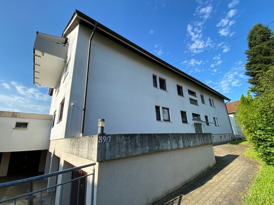 Wohnung mit 4 Zimmern, großem Balkon, Garage und Stellplatz in Notzingen