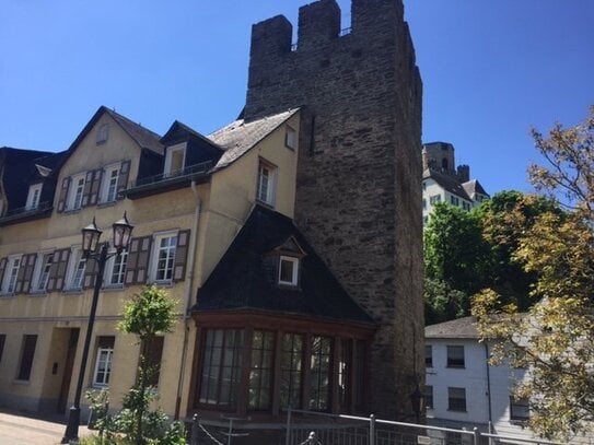 Top-Gelegenheit! Renovierte 1 Zimmer-Wohnung im historischen Gebäude von Oberwesel zu vermieten