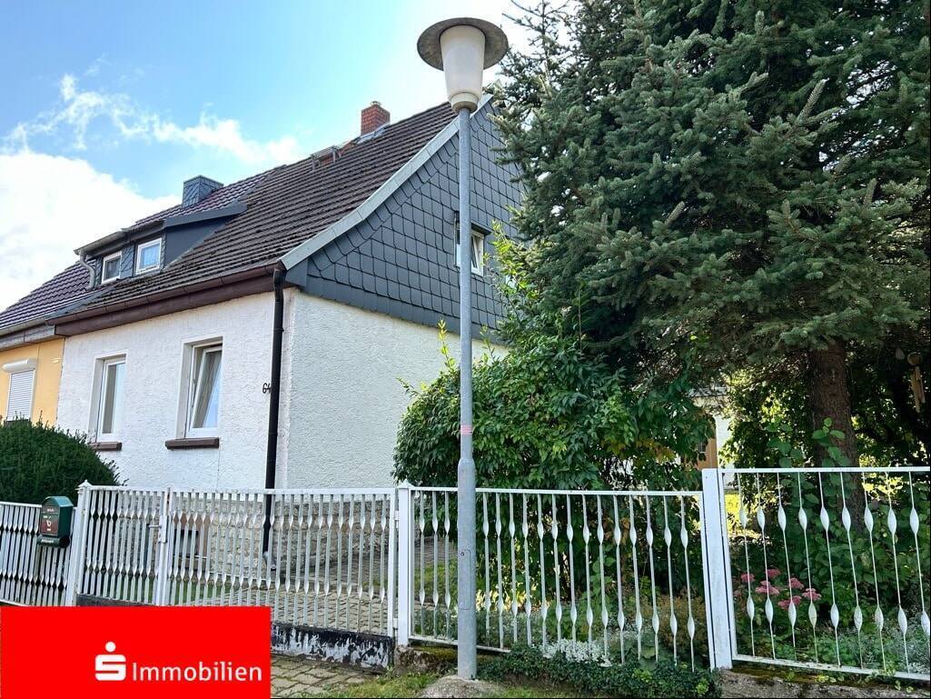 Doppelhaushälfte mit Potenzial in Wernrode - Sanierungsbedürftig, massiv gebaut, voll unterkellert