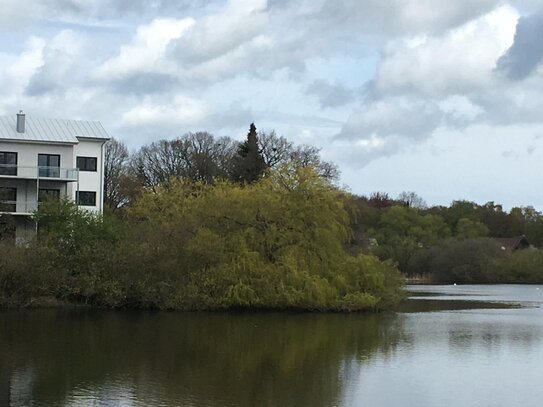 Großzügige Endetage mit tollem Blick auf den Mühlenteich