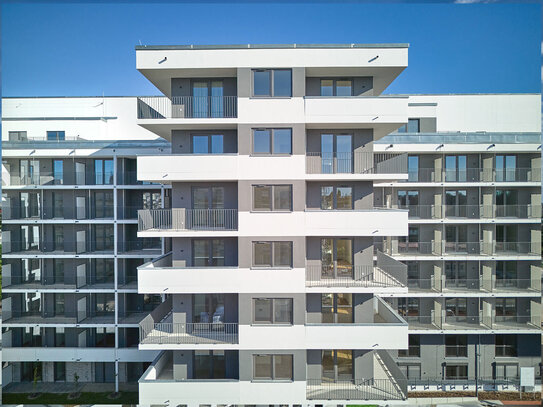 Smyles Living - Parkett, EBK und Südbalkon im Erstbezug