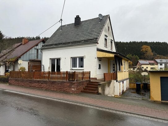 ***Geschmackvolles Einfamilienhaus mit großen Garten, Garage u.v.m.....***