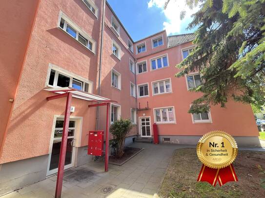 In Renovierung! - lichtdurchflutete Maisonette-Wohnung I neue Einbauküche I Bad mit Wanne
