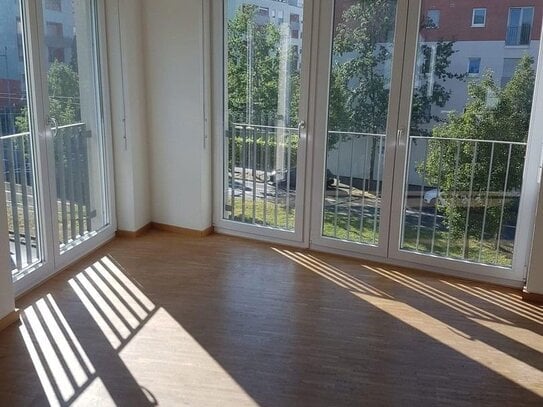 Sehr Schöne helle moderne 4 Zi. Wohnung Nähe Reebstock