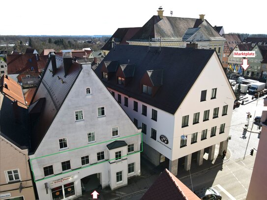 IHRE WOHNUNG IN DER INNENSTADT VON LAUINGEN! EIGENER HOF! 2 PARKPLÄTZE! SOFORT FREI!