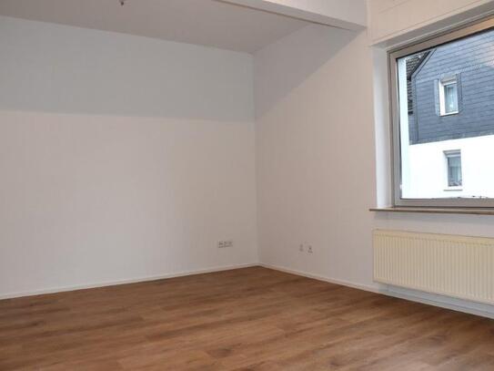 Renovierte 1-2-Zimmer-Wohnung nahe Gysenberg