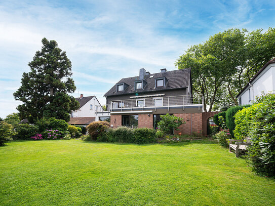 wunderschönes Mehrgenerationenhaus mit großem Garten