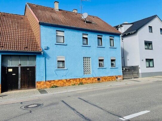 Sanierungsbedürftiges Einfamilienhaus in zentraler Lage von Oberhausen